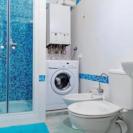 150m2 Center Three Bedrooms Wellness Praag